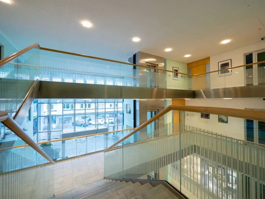 3-Zimmer-Gewerbeimmobilie mieten in Vöcklabruck – 72 m², € 989 – Bild 2 von 14