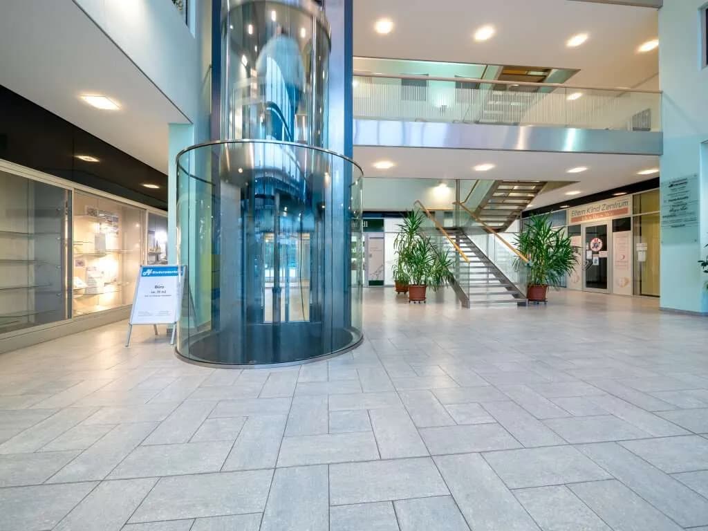 3-Zimmer-Gewerbeimmobilie mieten in Vöcklabruck – 72 m², € 989 – Bild 13 von 14