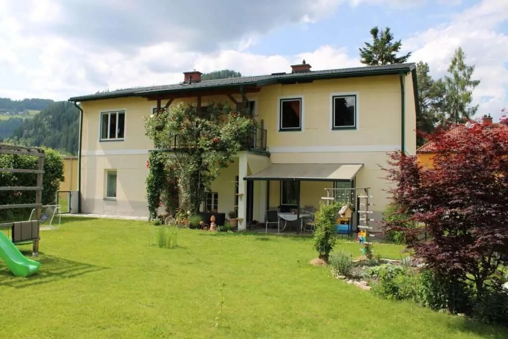 Haus kaufen in Bruck-Mürzzuschlag – 280 m², € 219.000