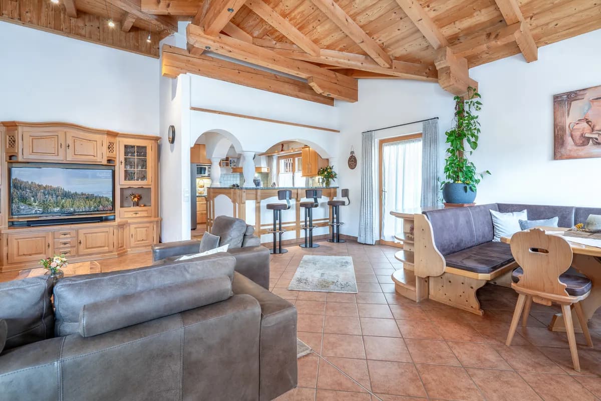 7-Zimmer-Gewerbeimmobilie kaufen in Kitzbühel – 237 m², € 1.649.000 – Bild 7 von 22
