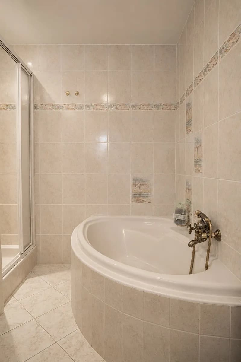 7-Zimmer-Gewerbeimmobilie kaufen in Kitzbühel – 237 m², € 1.649.000 – Bild 20 von 22