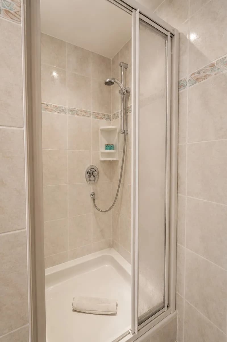 7-Zimmer-Gewerbeimmobilie kaufen in Kitzbühel – 237 m², € 1.649.000 – Bild 21 von 22