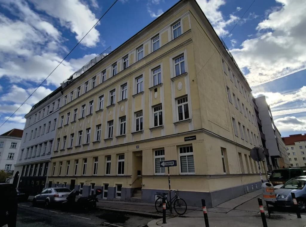 Immobilie kaufen in Wien – 260 m², € 125.000