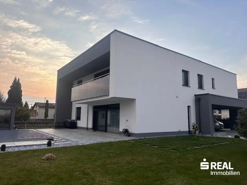 Haus kaufen in Linz Land – 238 m², € 897.000