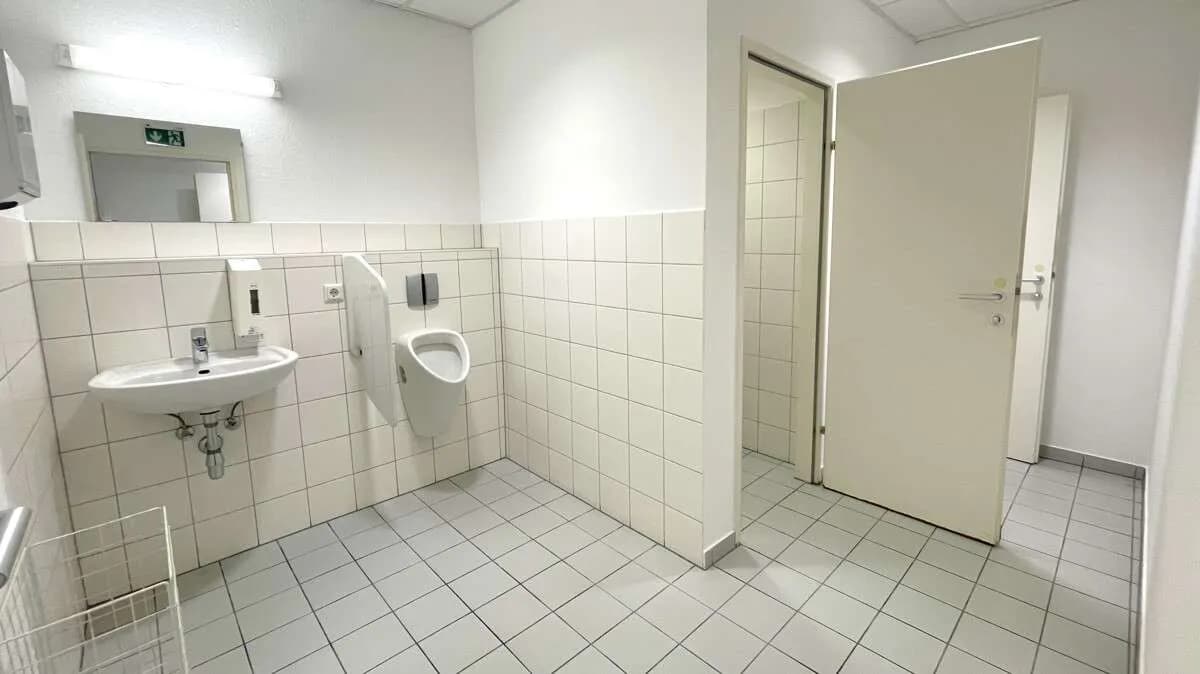 Gewerbeimmobilie mieten in Wien – 625 m², € 7.650 – Bild 16 von 18