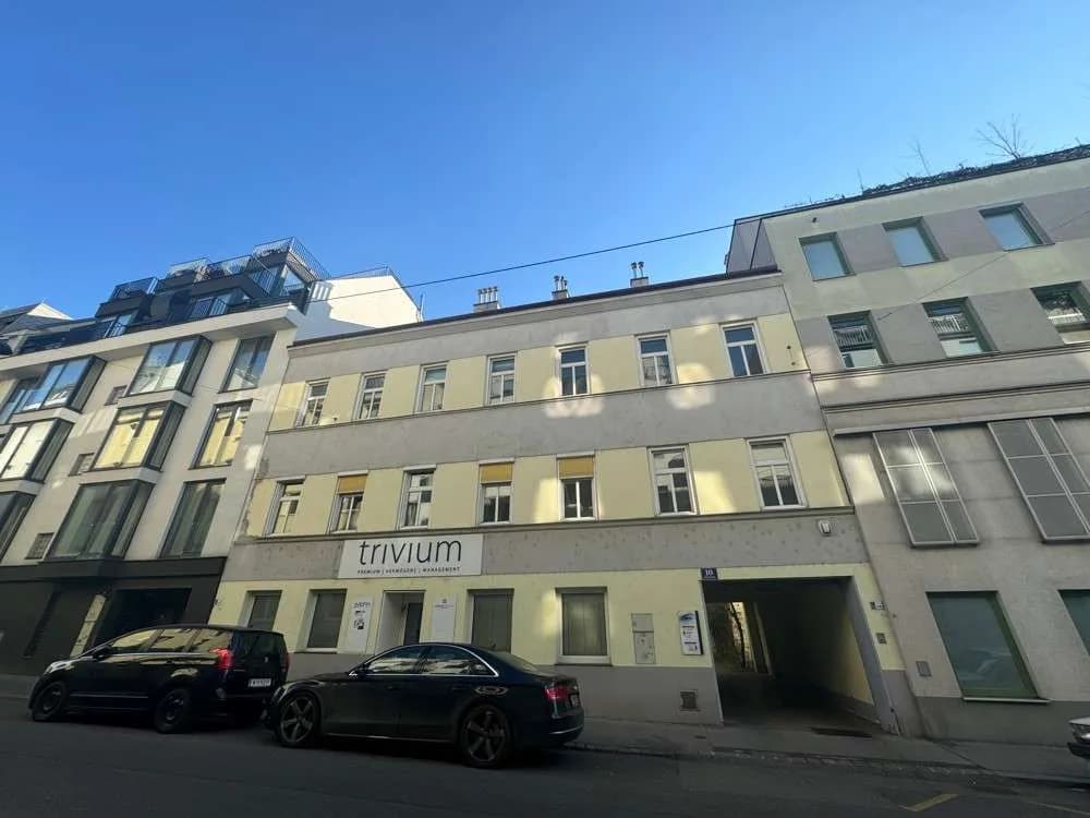 Gewerbeimmobilie mieten in Wien – 399 m², € 12