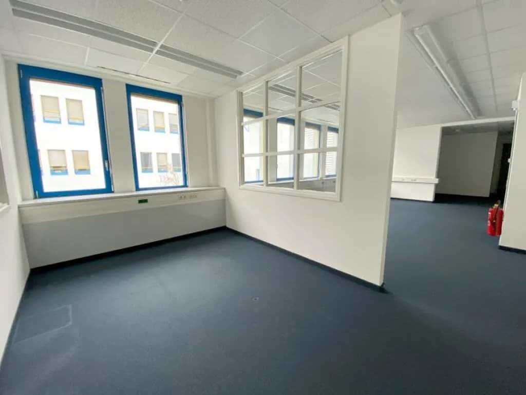 3-Zimmer-Gewerbeimmobilie mieten in Mödling – 101 m², € 1.328