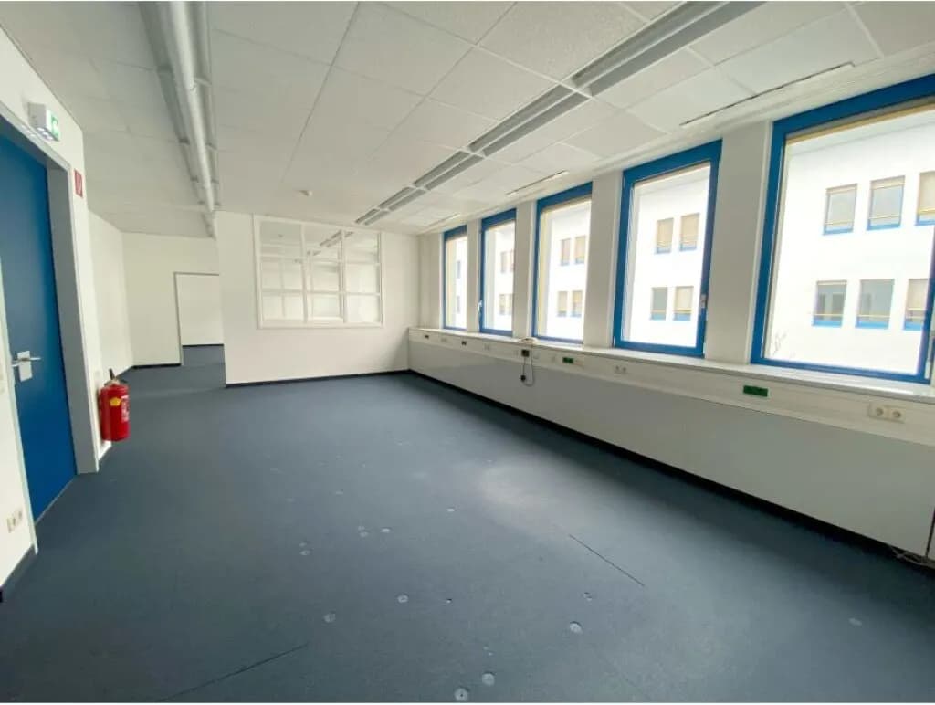 3-Zimmer-Gewerbeimmobilie mieten in Mödling – 101 m², € 1.328 – Bild 2 von 10