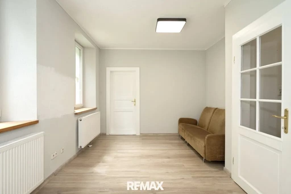 4-Zimmer-Wohnung kaufen in Steyr – 99,27 m², € 188.000 – Bild 4 von 12
