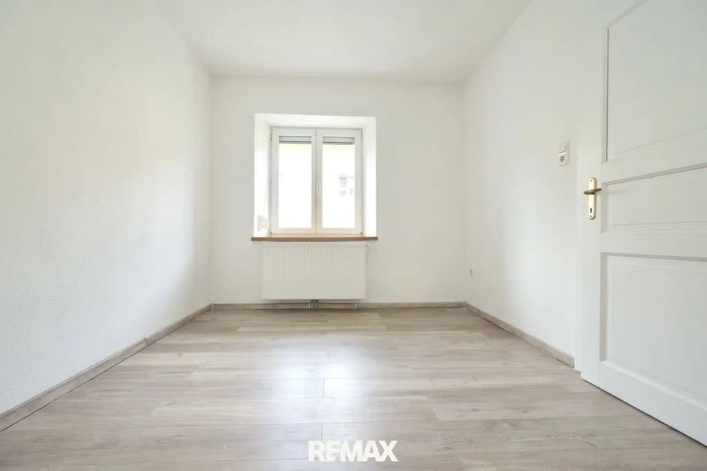 4-Zimmer-Wohnung kaufen in Steyr – 99,27 m², € 188.000 – Bild 7 von 12