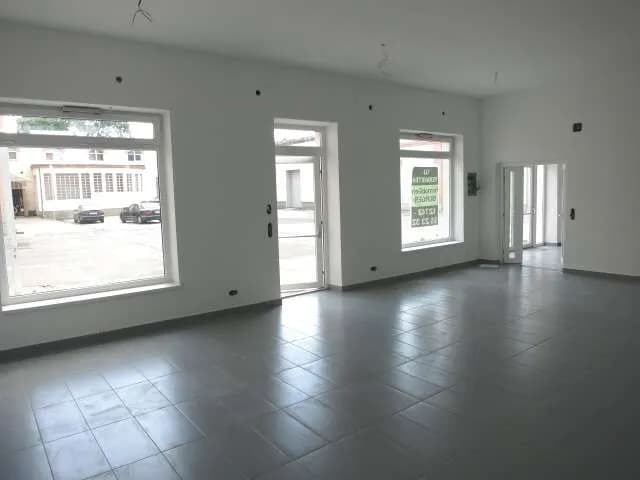 Gewerbeimmobilie mieten in Neusiedl am See – 75 m², € 754