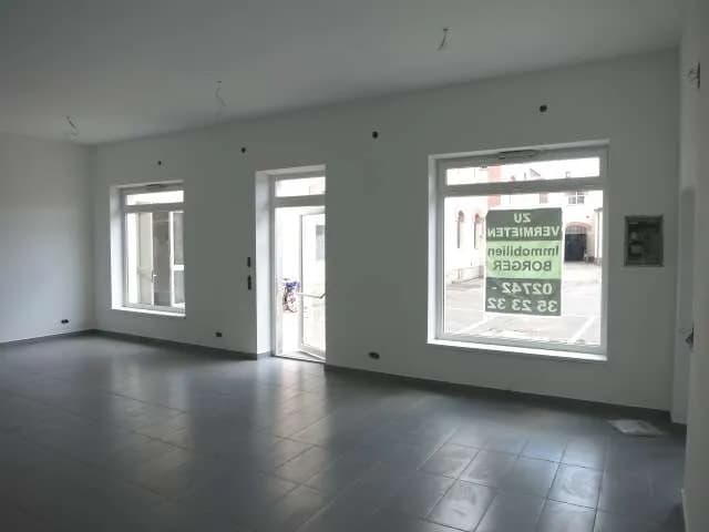 Gewerbeimmobilie mieten in Neusiedl am See – 75 m², € 754 – Bild 2 von 13