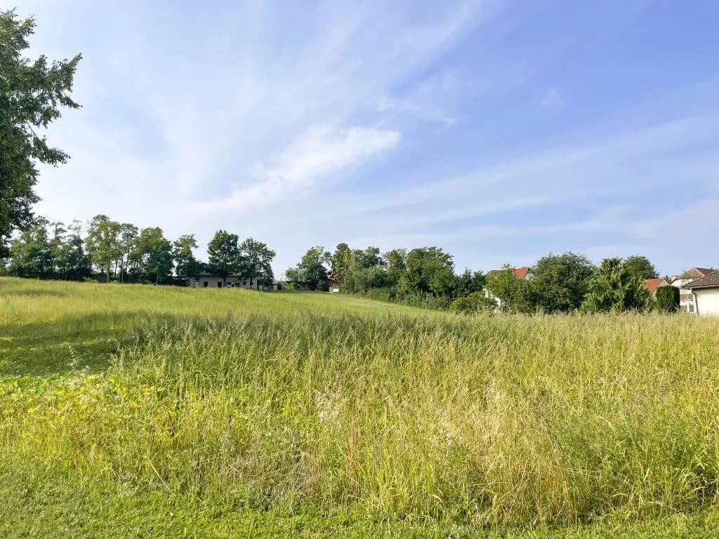 Grundstück kaufen in Hollabrunn – 2 980 m², € 59.500