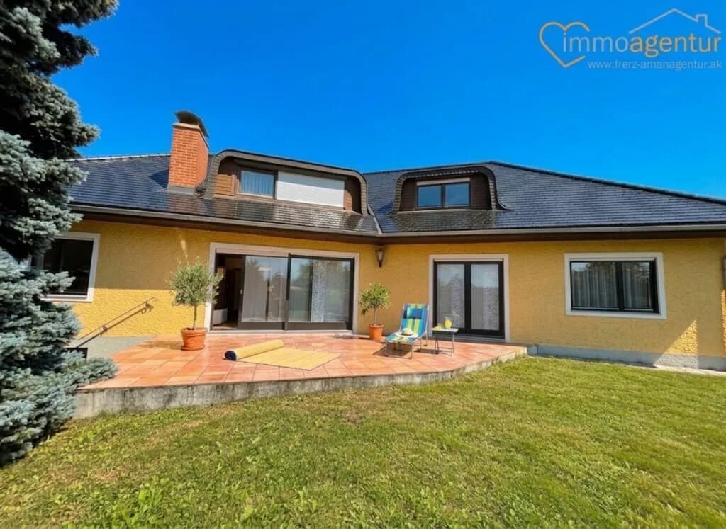 8-Zimmer-Haus kaufen in Schärding – 245 m², € 590.000 – Bild 2 von 21