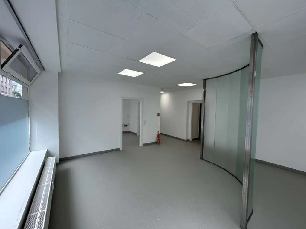 Gewerbeimmobilie mieten in Wien – 230 m², € 3.864 – Bild 2 von 8