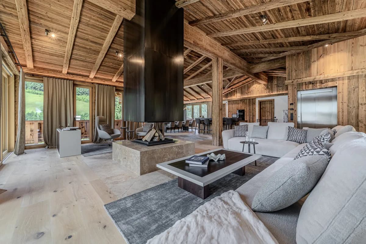 6-Zimmer-Immobilie kaufen in Kitzbühel – 378 m², € 10.950.000 – Bild 2 von 5
