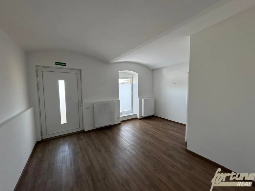 3-Zimmer-Gewerbeimmobilie mieten in Hollabrunn – 62 m², € 552 – Bild 4 von 8