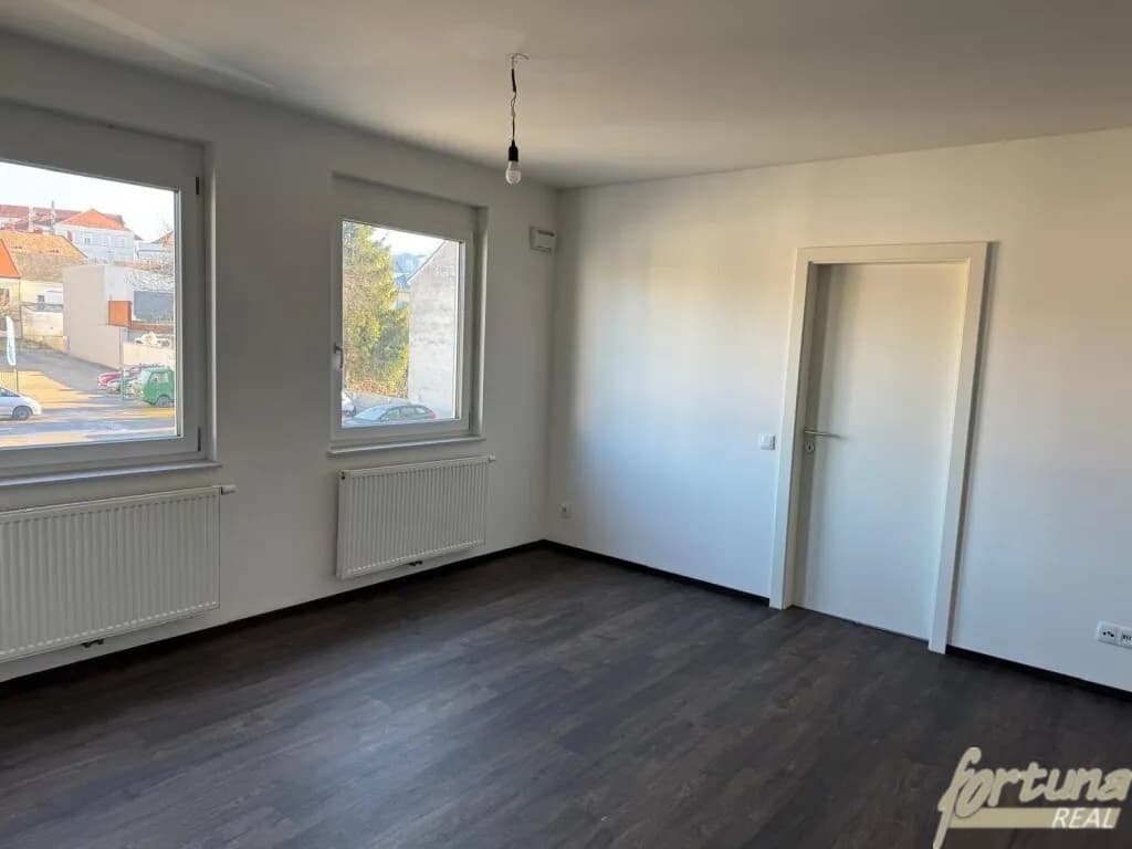 3-Zimmer-Gewerbeimmobilie mieten in Hollabrunn – 62 m², € 552 – Bild 6 von 8