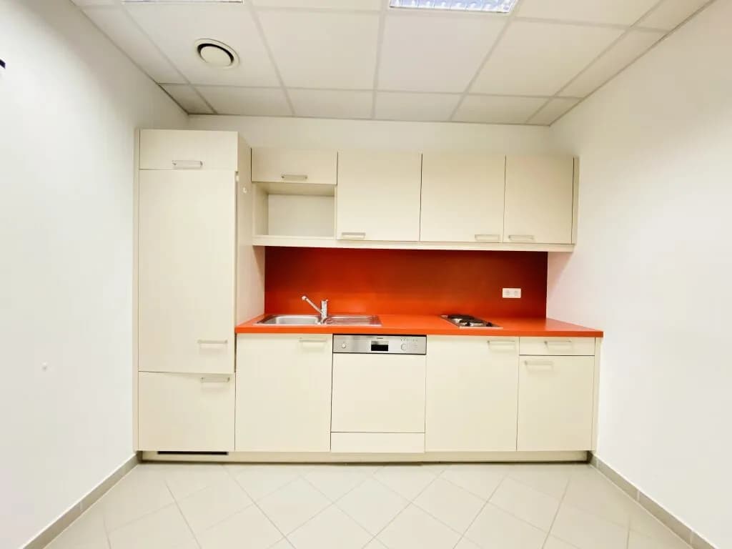 Gewerbeimmobilie mieten in Wien – 360 m², € 10.930 – Bild 13 von 20