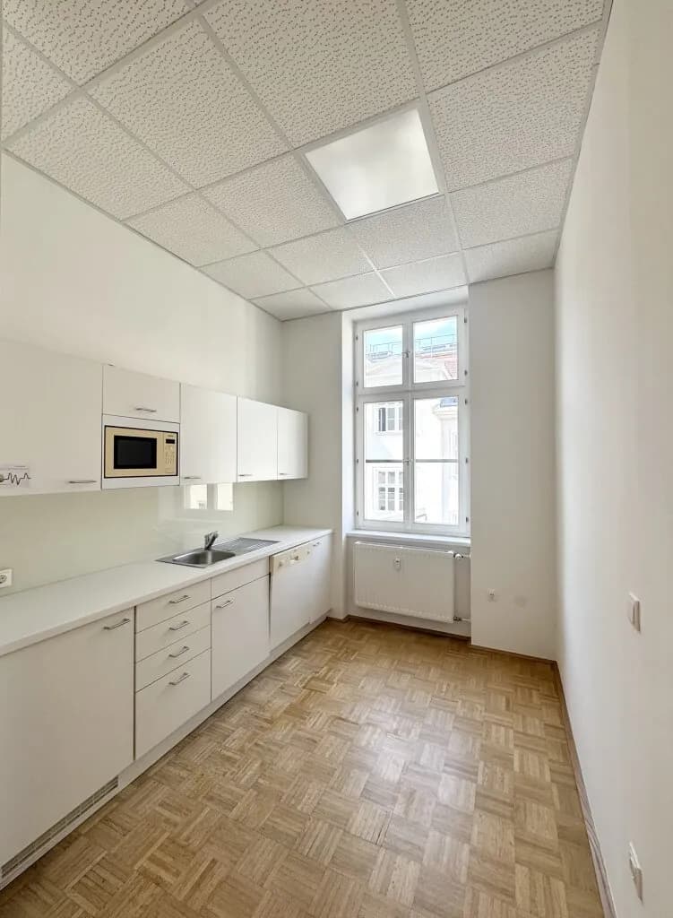 2-Zimmer-Gewerbeimmobilie mieten in Wien – 167 m², € 3.471 – Bild 5 von 12
