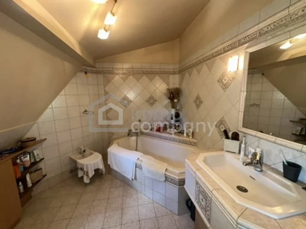 Haus kaufen in Wien – 100 m², € 890.000 – Bild 7 von 16