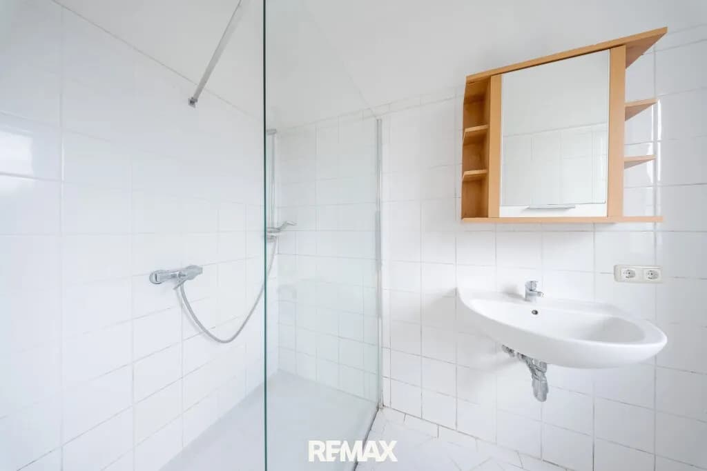 Haus kaufen in Linz Land – 100 m², € 549.000 – Bild 6 von 11