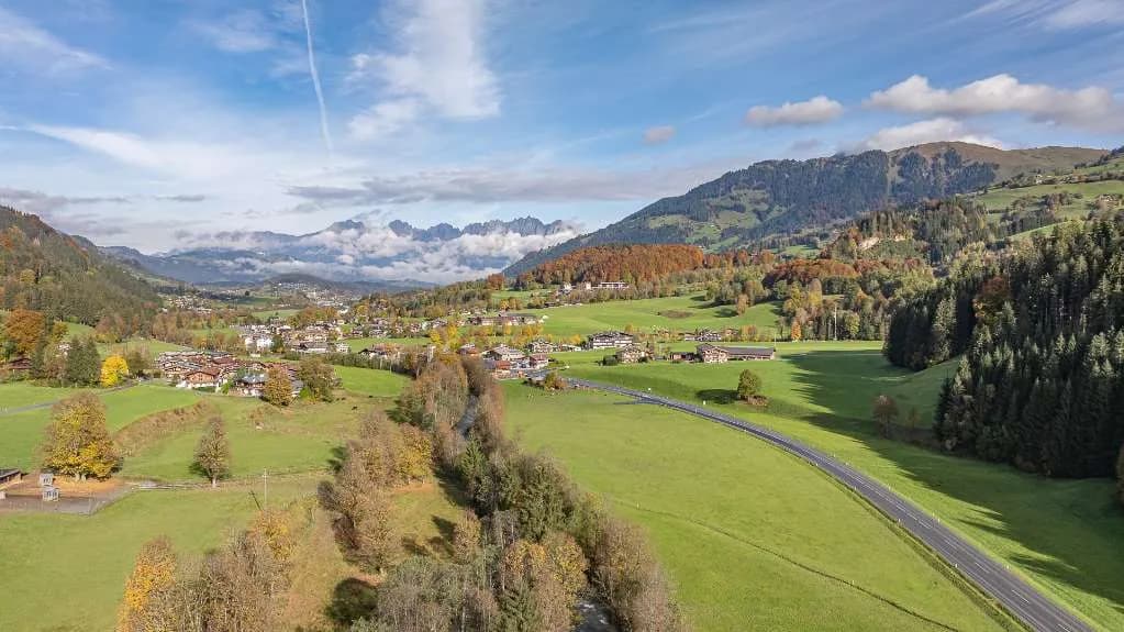 Immobilie kaufen in Kitzbühel – 9 972 m², € 5.160.000 – Bild 5 von 12