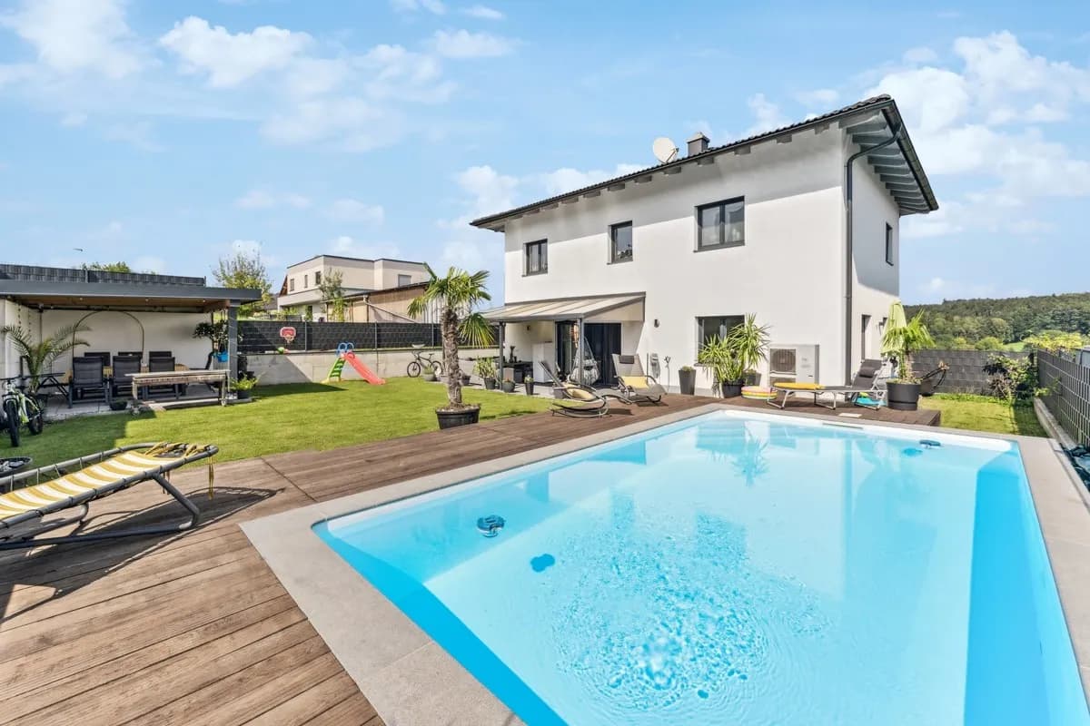 4-Zimmer-Haus kaufen in Vöcklabruck – 180 m², € 775.000 – Bild 2 von 22