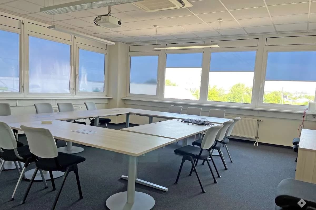 Gewerbeimmobilie mieten in Linz Land – 488 m², € 4.170 – Bild 7 von 8