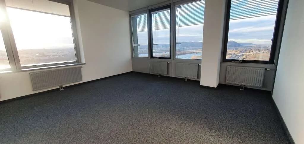Gewerbeimmobilie mieten in Wien – 448 m², € 9.042 – Bild 8 von 14