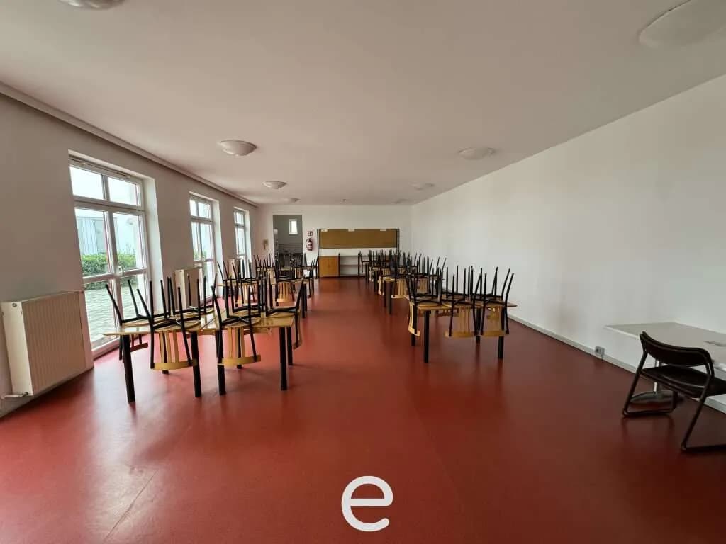 Gewerbeimmobilie mieten in Vöcklabruck – 3 295 m² – Bild 10 von 15