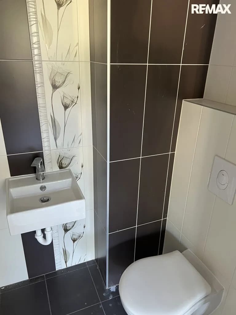 2-Zimmer-Wohnung kaufen in Neunkirchen – 46 m², € 84.000 – Bild 12 von 19