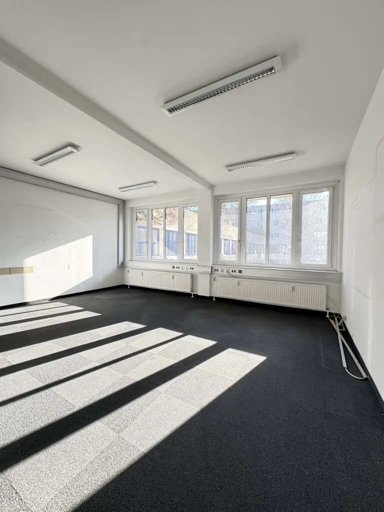 Gewerbeimmobilie mieten in Wien – 2 055 m², € 15.710 – Bild 5 von 33