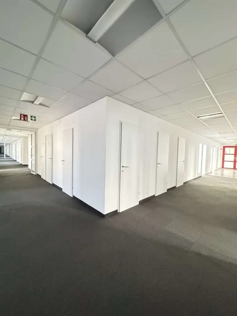Gewerbeimmobilie mieten in Wien – 2 055 m², € 15.710 – Bild 11 von 33