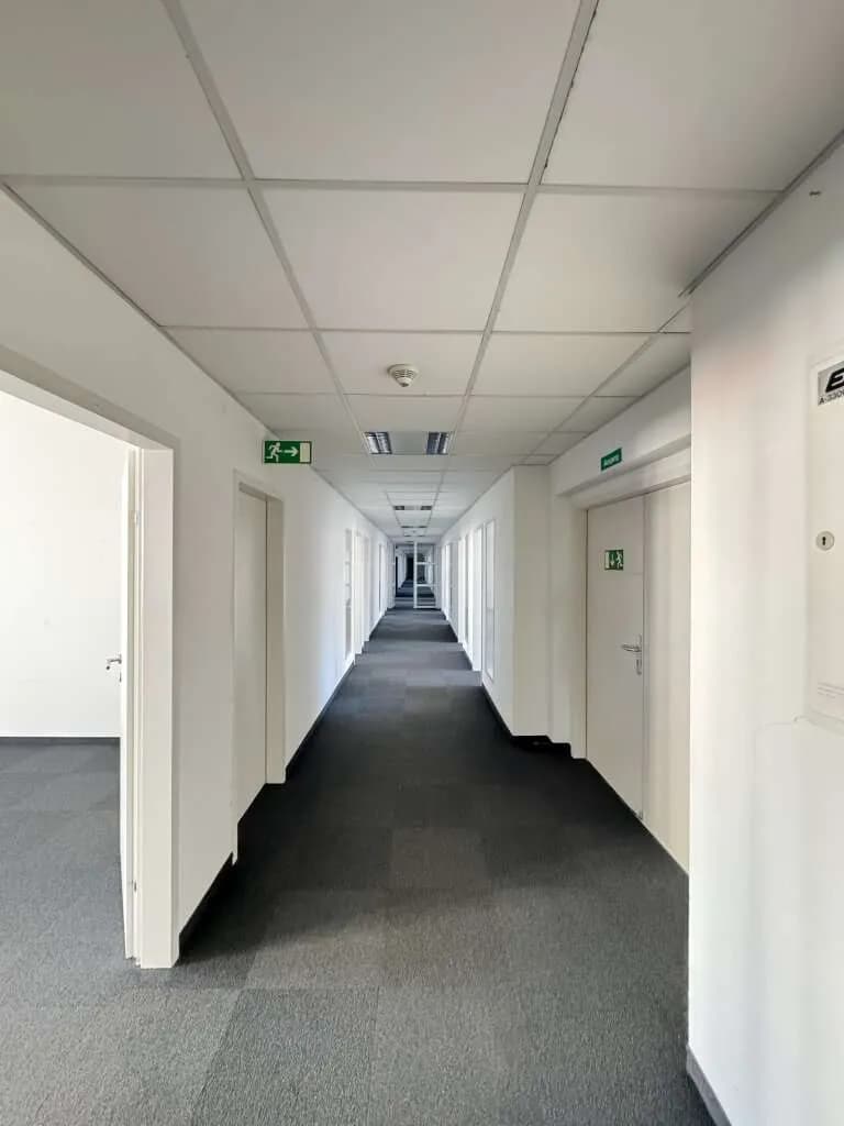 Gewerbeimmobilie mieten in Wien – 2 055 m², € 15.710 – Bild 13 von 33