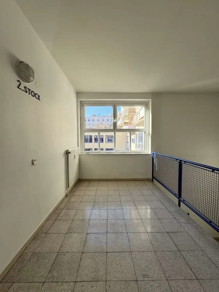 Gewerbeimmobilie mieten in Wien – 2 055 m², € 15.710 – Bild 17 von 33