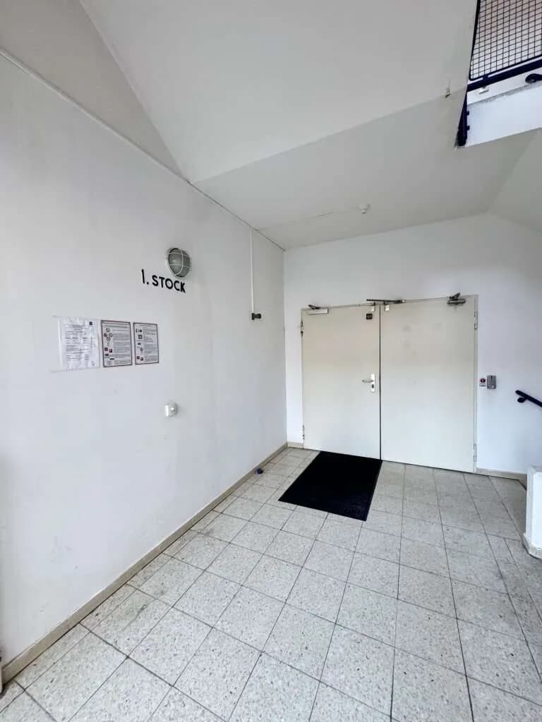 Gewerbeimmobilie mieten in Wien – 2 055 m², € 15.710 – Bild 19 von 33