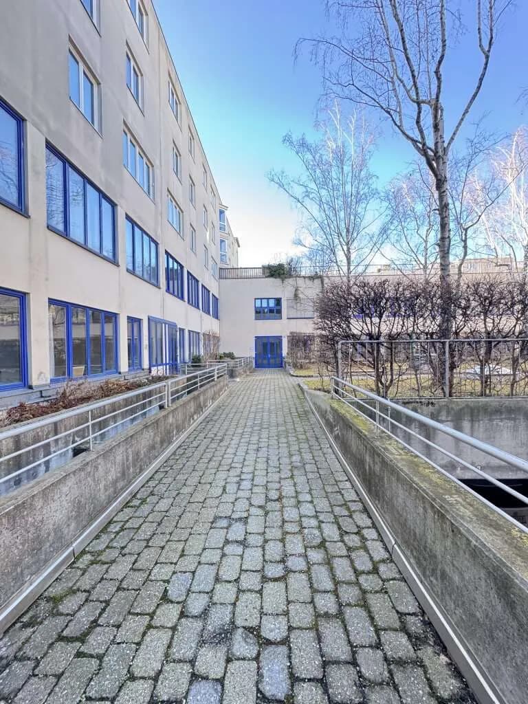 Gewerbeimmobilie mieten in Wien – 2 055 m², € 15.710 – Bild 20 von 33