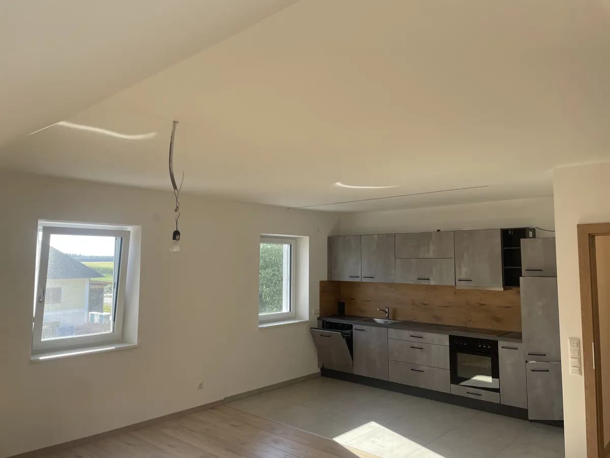 3-Zimmer-Wohnung mieten in Vöcklabruck – 118 m², € 1.340