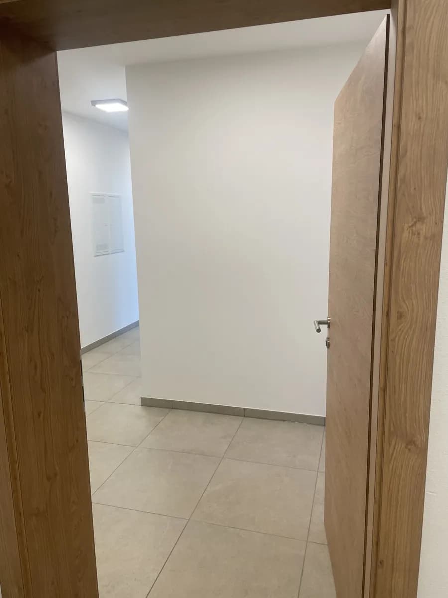 3-Zimmer-Wohnung mieten in Vöcklabruck – 118 m², € 1.340 – Bild 2 von 43