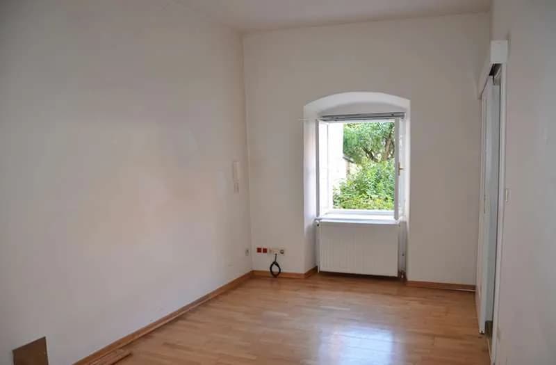 Gewerbeimmobilie mieten in Horn – 42,1 m², € 478