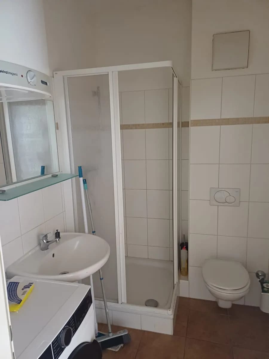 1-Zimmer-Wohnung mieten in Linz – 30 m², € 690 – Bild 11 von 14