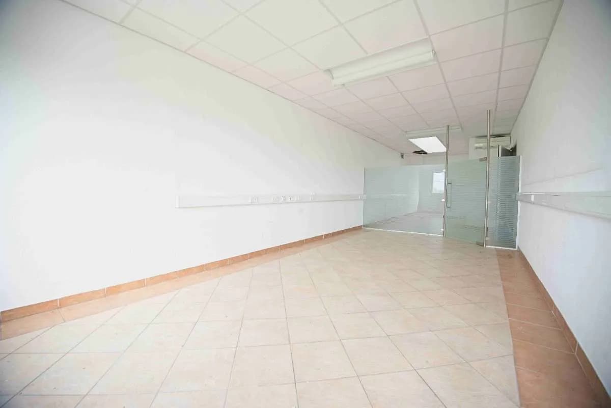 Gewerbeimmobilie mieten in Urfahr-Umgebung – 1 255 m², € 5 – Bild 13 von 17