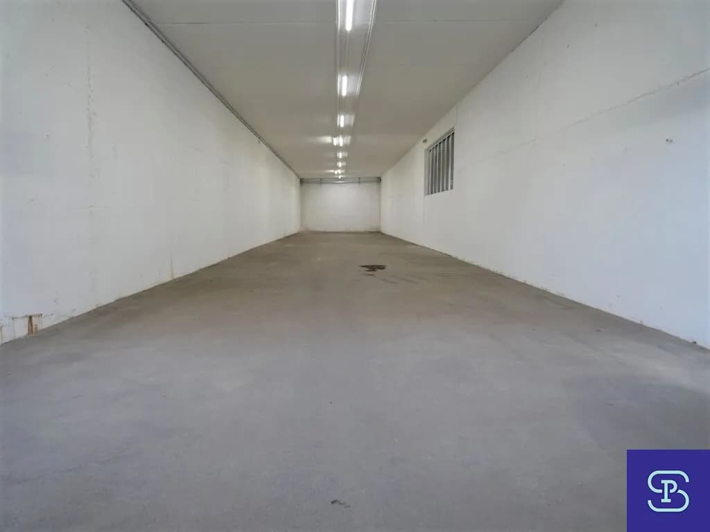 Gewerbeimmobilie mieten in Wien – 218 m², € 1.605 – Bild 2 von 5