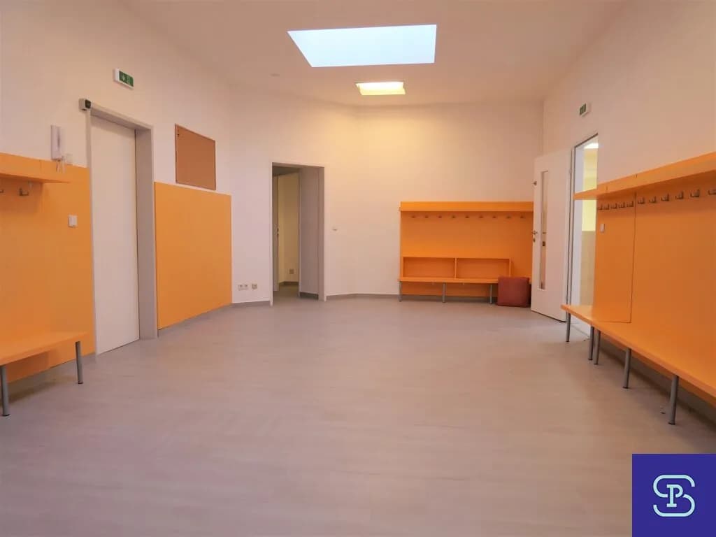 3-Zimmer-Gewerbeimmobilie mieten in Wien – 235 m², € 3.138 – Bild 9 von 18