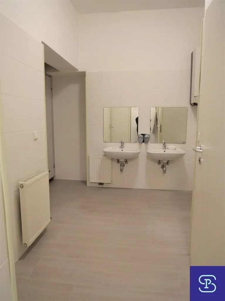 3-Zimmer-Gewerbeimmobilie mieten in Wien – 235 m², € 3.138 – Bild 15 von 18