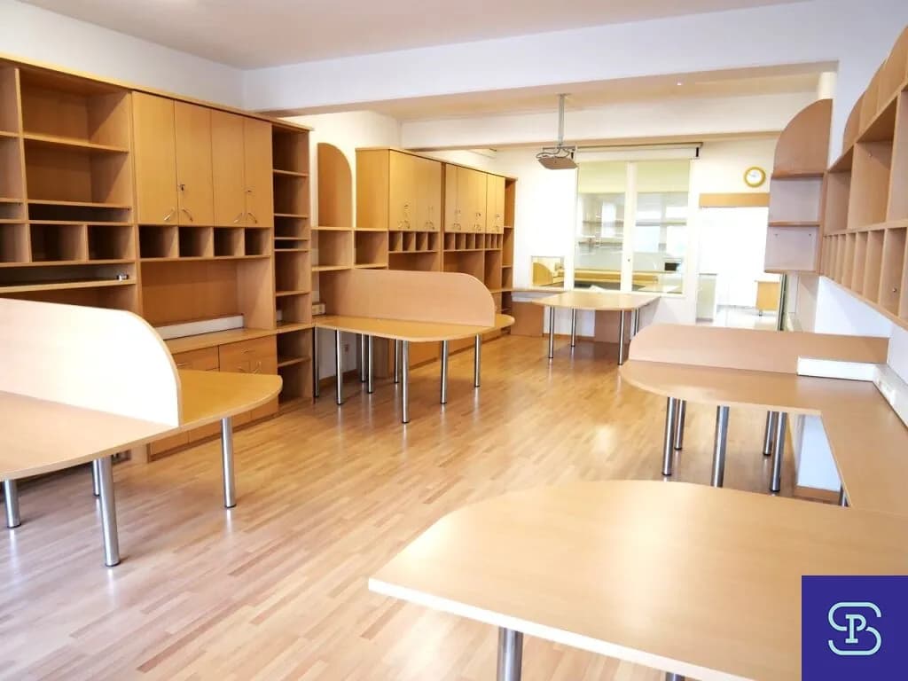 2-Zimmer-Gewerbeimmobilie mieten in Wien – 117 m², € 941 – Bild 2 von 14