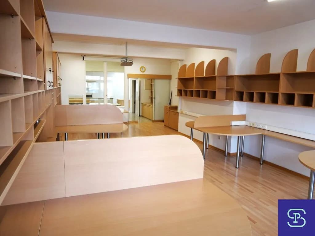 2-Zimmer-Gewerbeimmobilie mieten in Wien – 117 m², € 941 – Bild 3 von 14