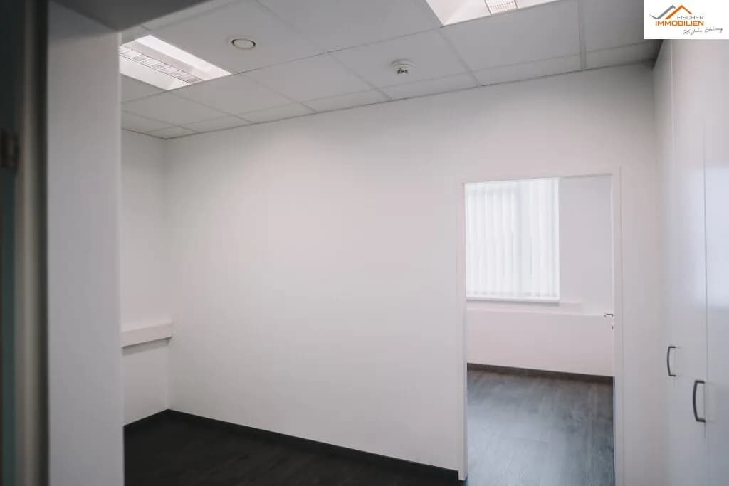 4-Zimmer-Gewerbeimmobilie mieten in Neunkirchen – 65 m², € 1.025 – Bild 12 von 21
