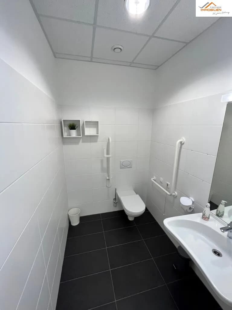 4-Zimmer-Gewerbeimmobilie mieten in Neunkirchen – 65 m², € 1.025 – Bild 18 von 21